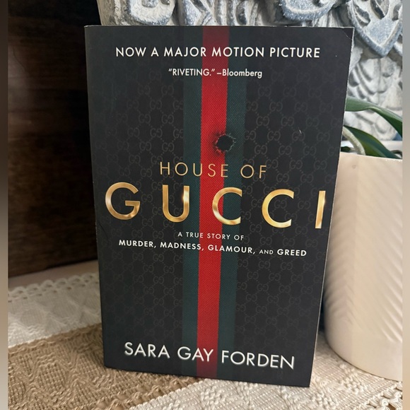 Gucci Other - House of Gucci Paperback Book